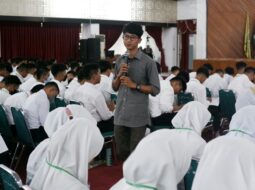 Ray Garcia-Morales- School Leadership